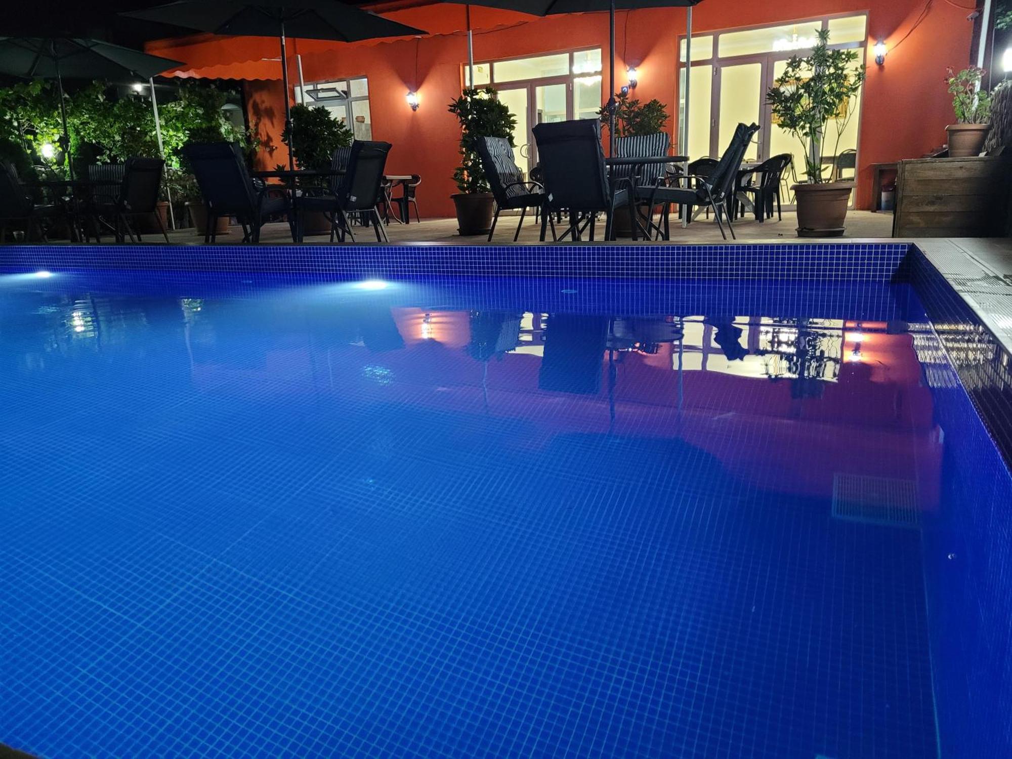Vizitori Hotel Gonio Luaran gambar